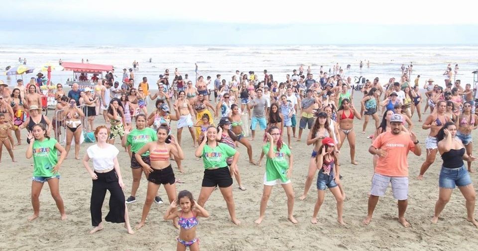 VIVA VERÃO ANIMA MORADORES E TURISTAS EM PERUÍBE