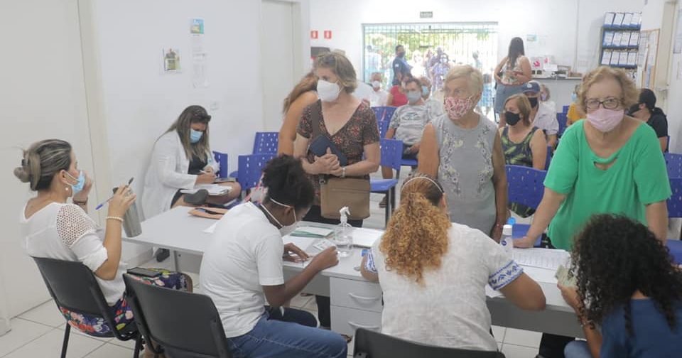 IMUNIZAÇÃO DE IDOSOS E SEGUNDA DOSE CONTINUA NESTE SÁBADO