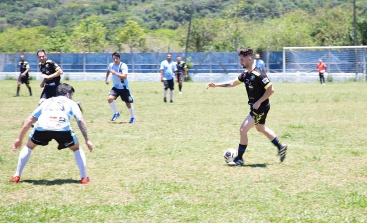 FUTEBOL SOLIDÁRIO ACONTECE NESTE SÁBADO (12) EM PERUÍBE